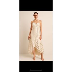 Anthropologie BHLDN Va Et Vien  Ivory Tiered Ruffle Gown wedding Size 2 Preloved